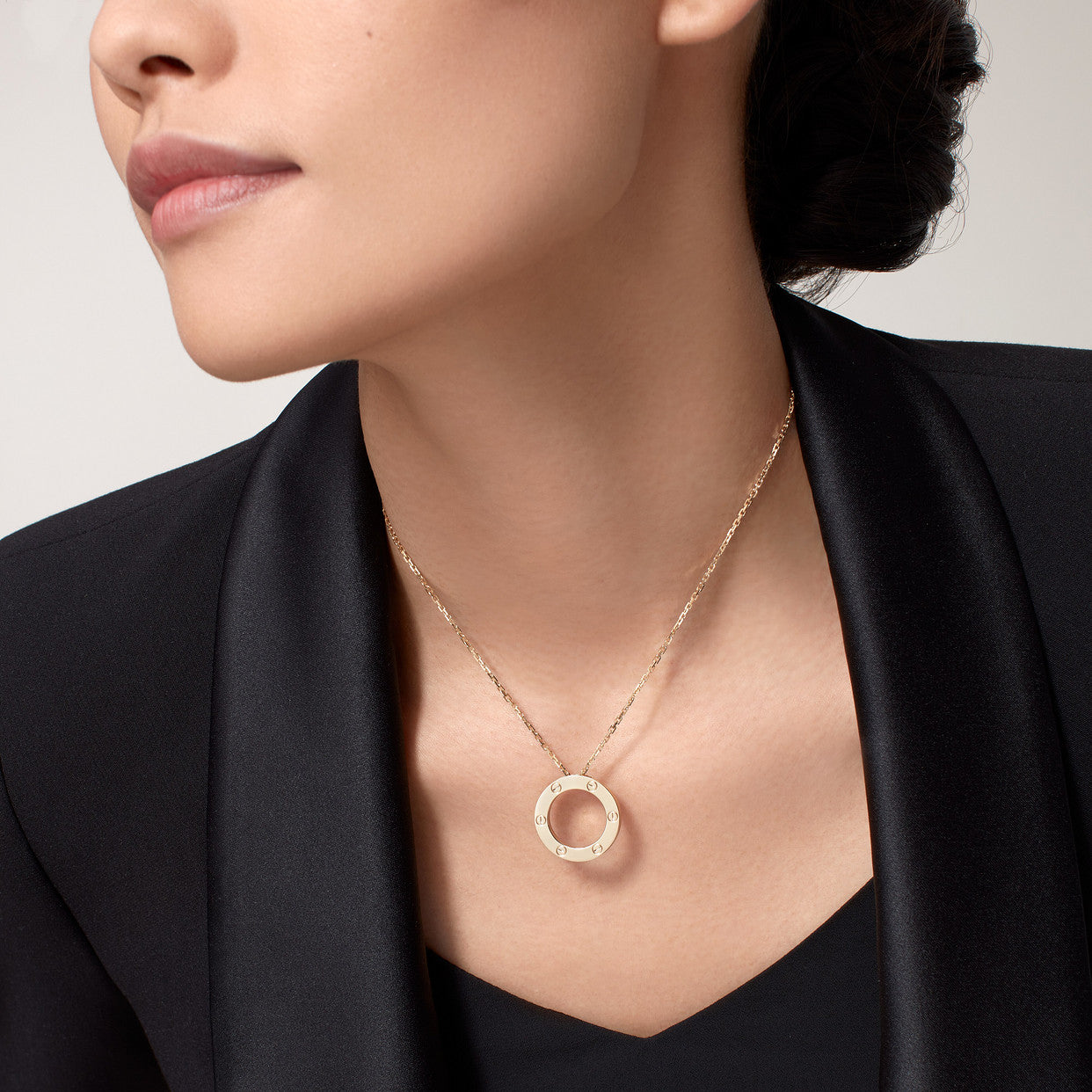 Screw Necklace