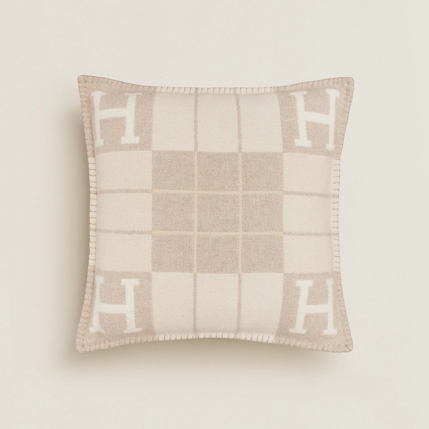 H Design Cushion | Dépaysement™