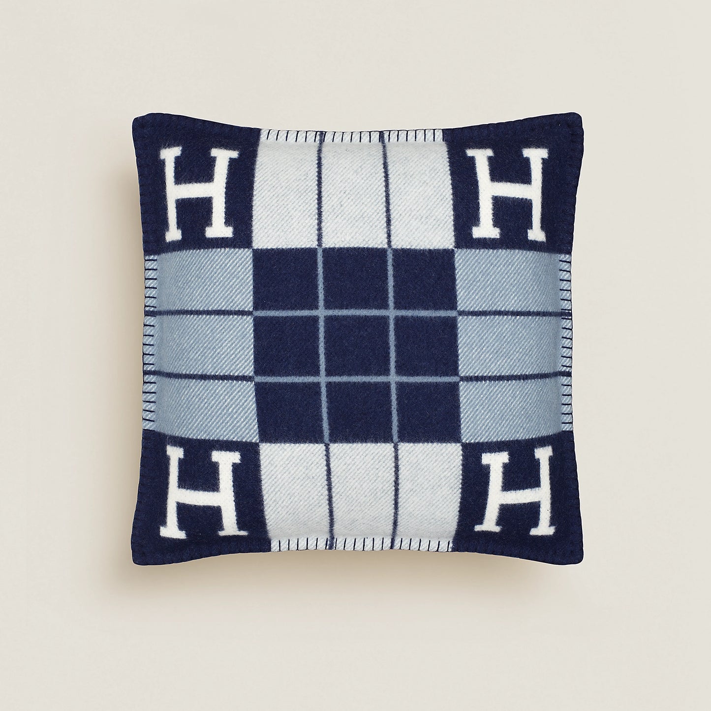 H Design Cushion | Dépaysement™