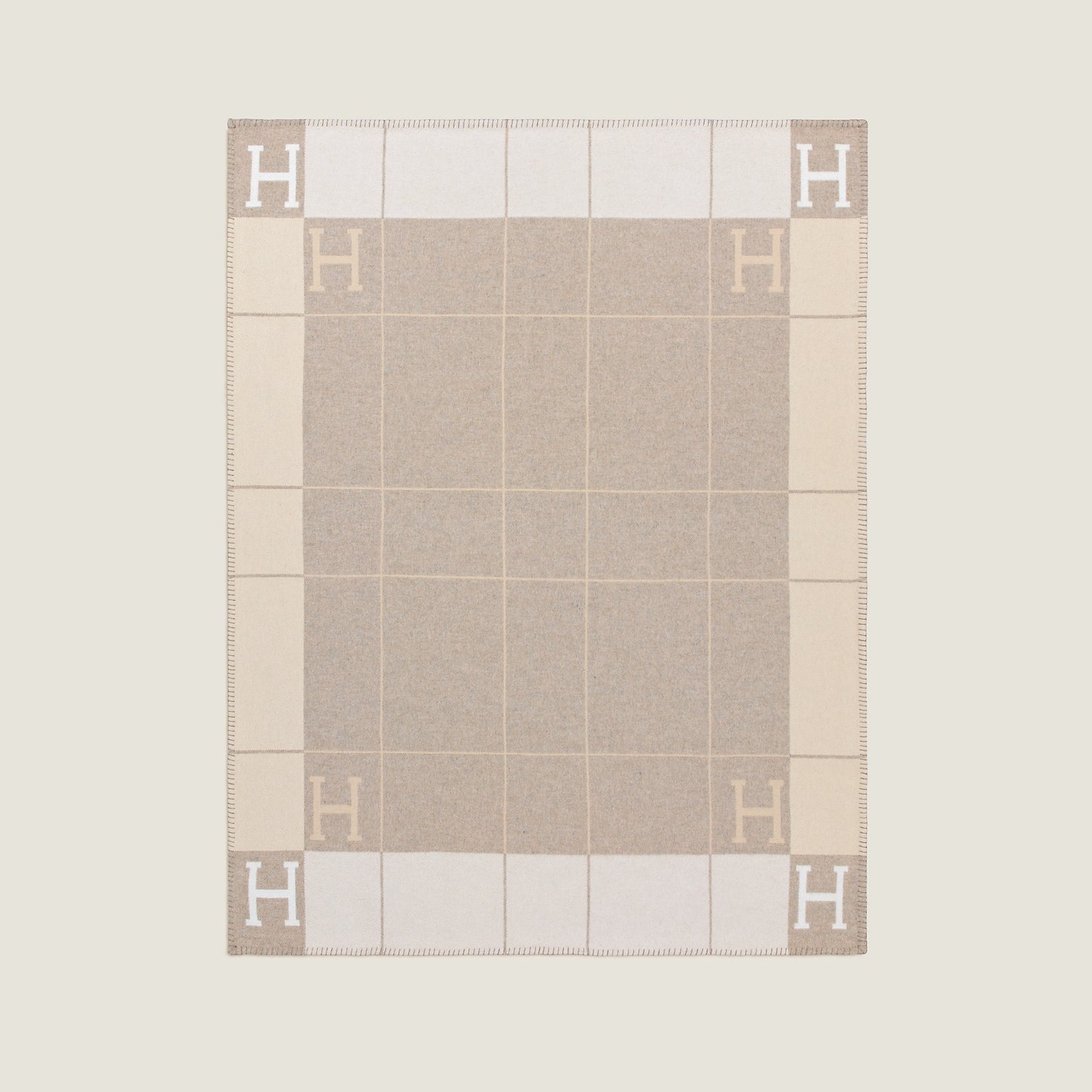 H Design Blanket | Dépaysement™