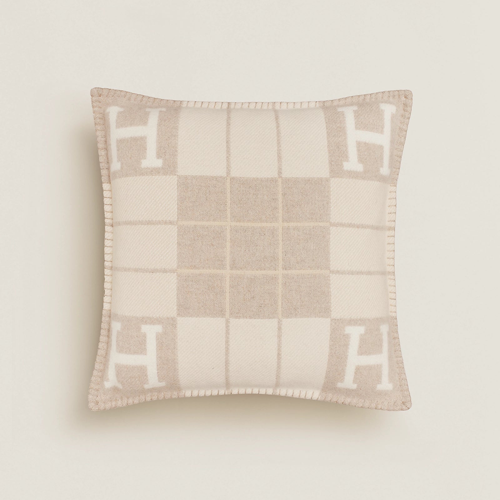 H Design Cushion | Dépaysement™