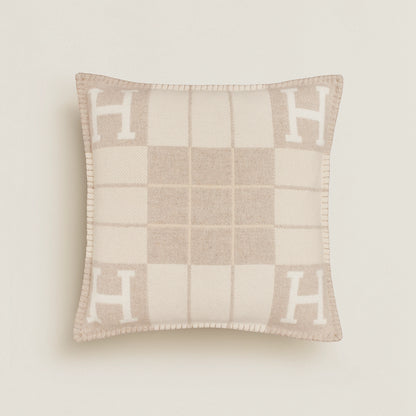 H Design Cushion | Dépaysement™