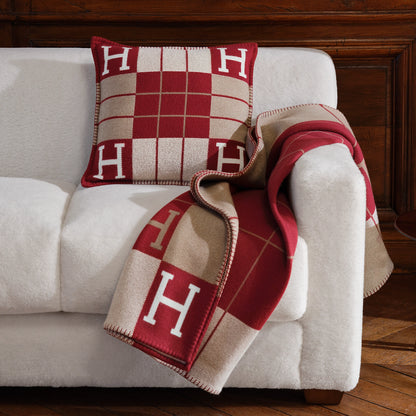 H Design Cushion | Dépaysement™