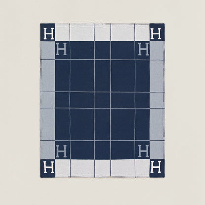 H Design Blanket | Dépaysement™