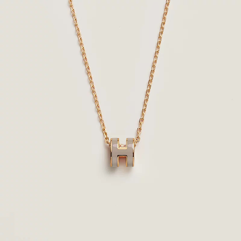 Helia Necklace | Dépaysement™